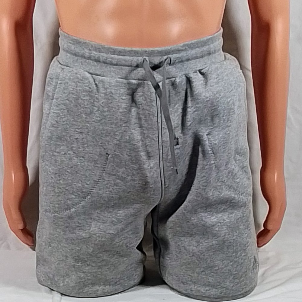 Adidas Men's Sportswear Studio Lounge Fleece Shorts-MGH-Gray-NWT-Free  Shipping!!